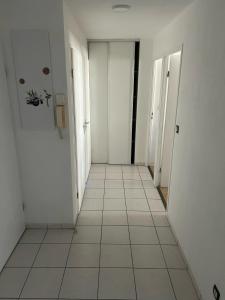 Appartement centre ville avec place de parking privée et balcon
