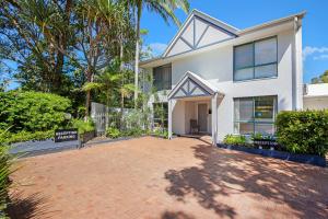 Chez Noosa Holiday Apartments