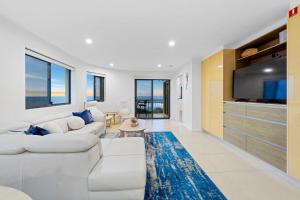 Shoreline 9 Penthouse With Ocean Views