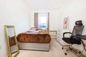 Stunning 2-BR Home Gravesend Town Centre, Kent