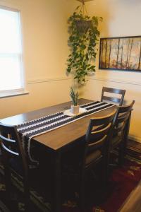 Rose Ranch - Charming Country Home