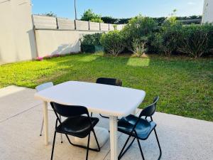 Appartements A l-oree de Valence -L-orchidee- Ile parc Girodet : photos des chambres