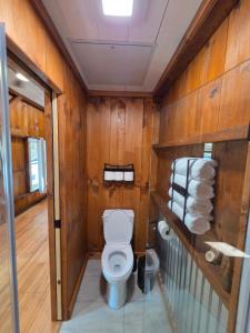 Lazy T Cabins - Glacier