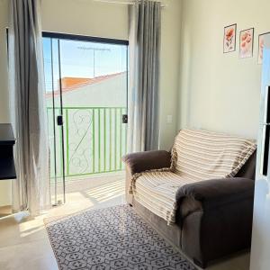 Apartamento completo com 2 quartos no centro de sinop