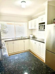 150 Unbeatable Location 3BR Stylish Stay