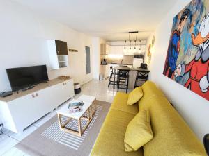 Appartement Neuf Proche Plage avec WiFi - FR-1-92-952