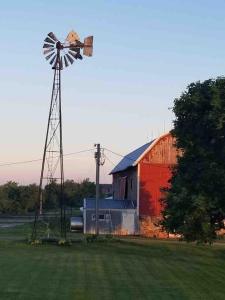 Broken Windmill Inn Ontario Farm Retreat