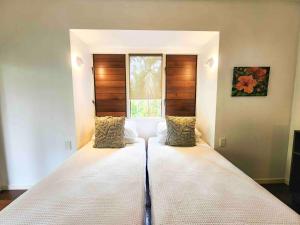 Watermark 3 - close to 4 Mile Beach