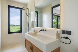 Lush Villa - 2BR with Rice Fields View