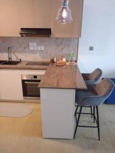 Negombo Ocean Breeze Luxury Studio by Serendib Vacation