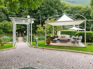 Stunning Holiday Home in Foligno with Sauna