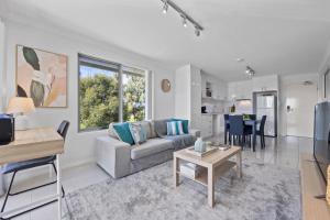 Inviting 2BR Stay by the Sand at Rockingham