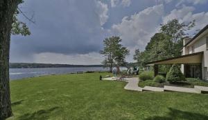 Hideaway - LakeHouse/spa/dock/ - 4hvězdičkové hotely ve městě Pocono Summit