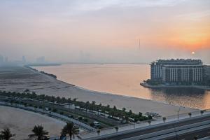 Harbour Retreat Stunning Community Views