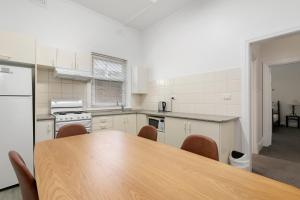 Bayview Family Apartments Glenelg - 4hvězdičkové hotely ve městě Glenelg