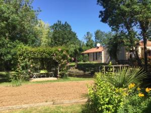 Appartements Gite Les Iris : photos des chambres