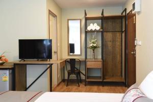 Home Inn Hotel