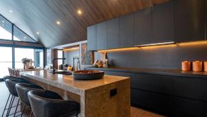 Peak Chalet