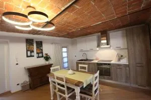 Alba sui Tetti apartment - Neive