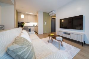 Eurovea Tower Apartment free Parking