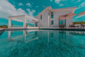 NAHIA Collection Villa