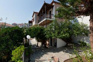 Sofia's Garden Studios Skopelos Greece