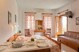 Sofia's Garden Studios Skopelos Greece