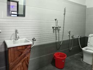 Snow View Homestay Dawaipani By StayApart