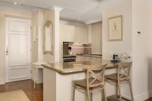 Cape Royale Luxury Apartments