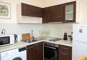 Cozy Retreat with Sea View & Balcony I Nikea Park by Flat Mаnager