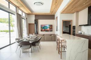 Mouana Breeze Maikhao VIP 4-bedroom Pool Villa 9916