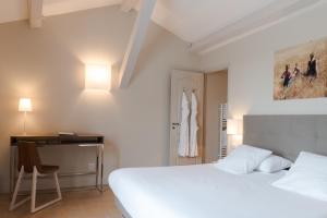 Hotels La Begude Saint-Pierre : photos des chambres