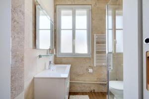 Appartements Central - 800 m Gare - Parking - Climatise : photos des chambres