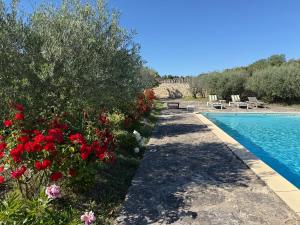 Maisons de vacances Maison de charme avec piscine a Gordes : Maison 2 Chambres
