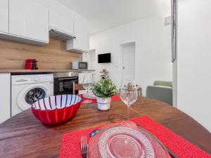 Appartements Appartement renove, proche metro et canal : photos des chambres