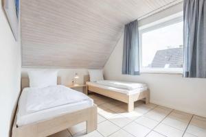 Linke Haushaelfte ID 906