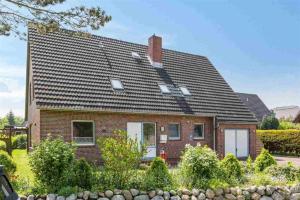 Wohnung OG links ID 245