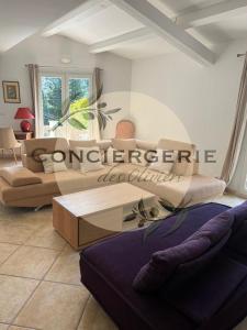 Maisons de vacances Villa avec piscine : photos des chambres