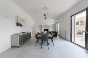 Villa Nara Luxury - Private Pool - 14 guest