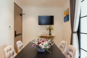 S Home Apartment by DDH