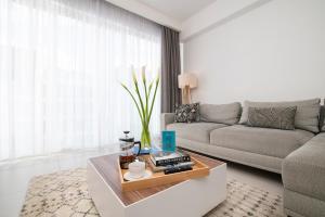 Purple Stays by Your Host