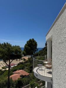Two-Bedroom Deluxe Apartment with Balcony