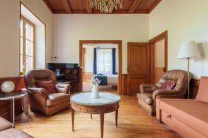 Maisons de vacances Gite de l-Oriel - Gite avec Grand Jardin : photos des chambres