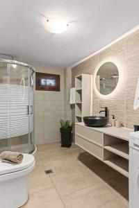 MD Residence with private jacuzzi near the beach