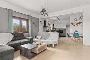 MD Residence with private jacuzzi near the beach