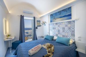 Romantic Room - RocksideEscape