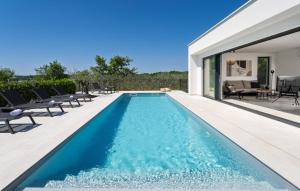 Villa Karbula by Villas Guide