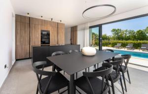 Villa Karbula by Villas Guide