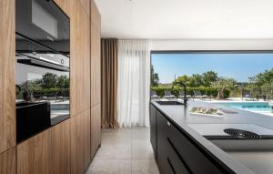 Villa Karbula by Villas Guide