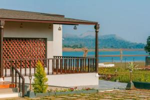 SaffronStays Sarvam - 3bdr wada-inspired pool villa in Igatpuri